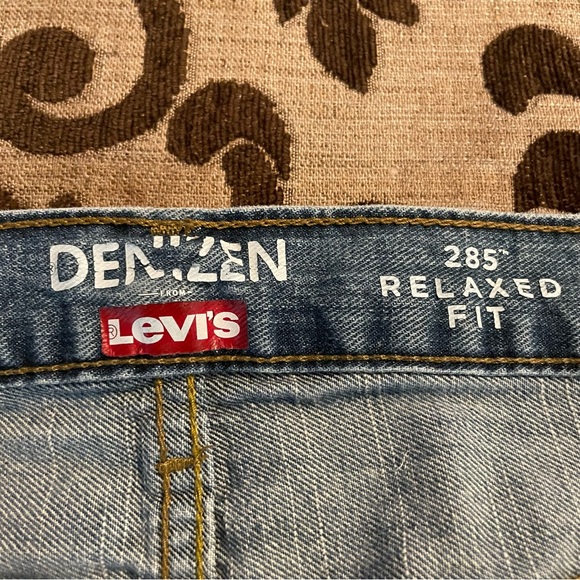 Denizen from Levi’s Men’s Light Wash Blue Cotton 285 Relaxed Jeans Size 42/32 - Picture 4 of 4